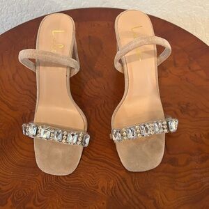 ❤️ LULU Linden Tan Heels with Crystal Embellishments